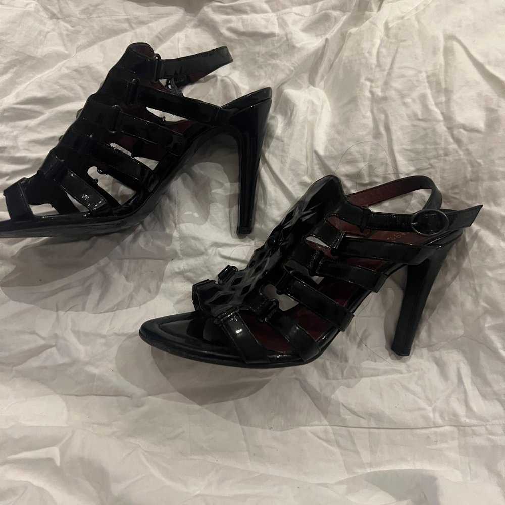 Bottega Veneta - ALMOST NEW Patent Leather stilettos